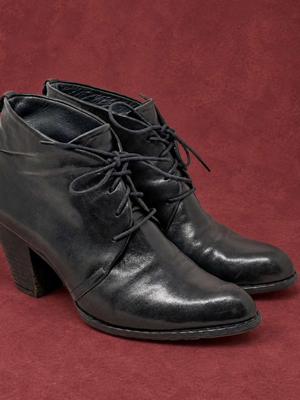 Stuart Weitzman black leather lace-up ankle boots, Size 9